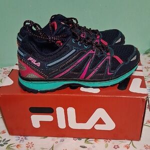 Fila Women's Black and Pink Athletic Shoes